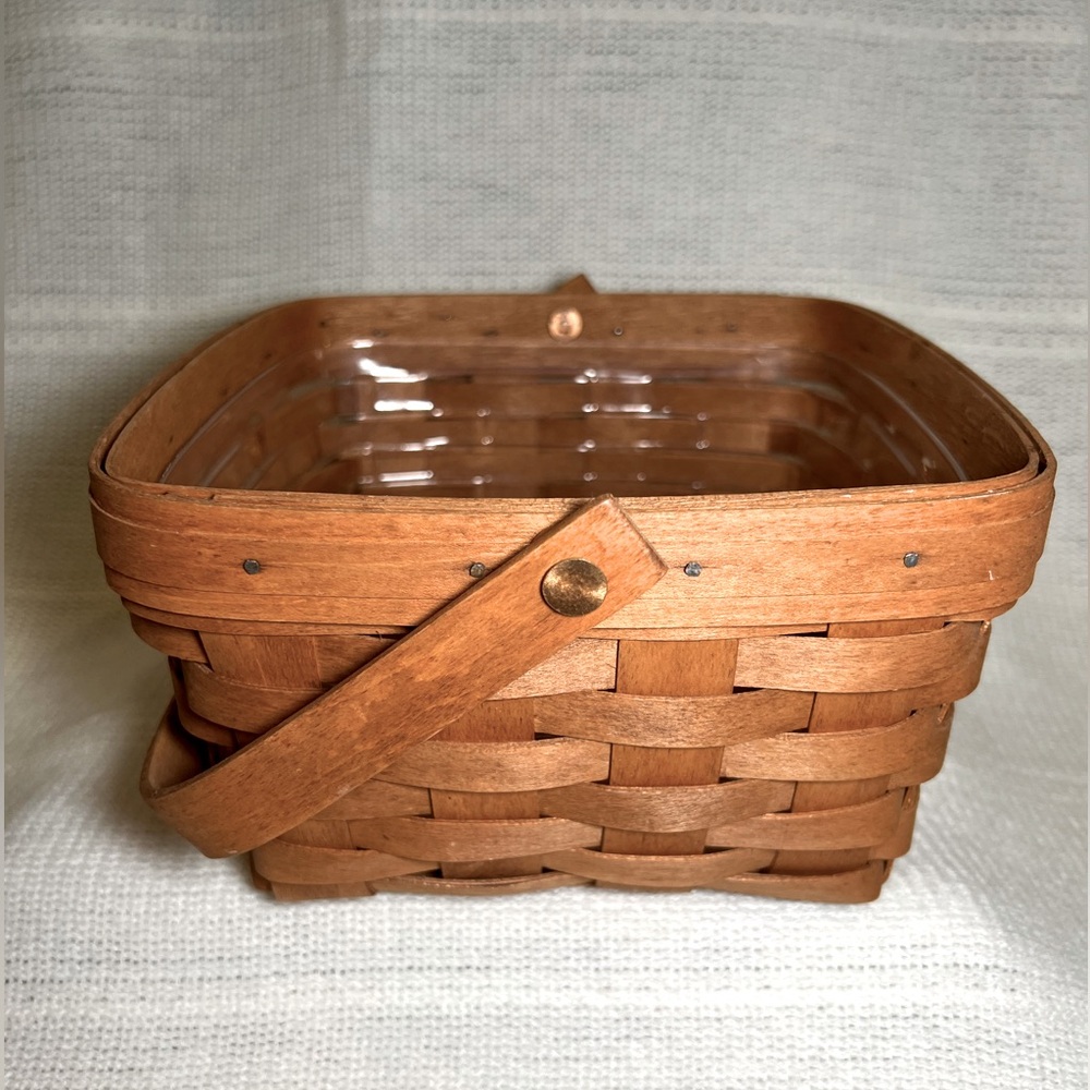 Longaberger 1993 Largest Berry Basket with Protector